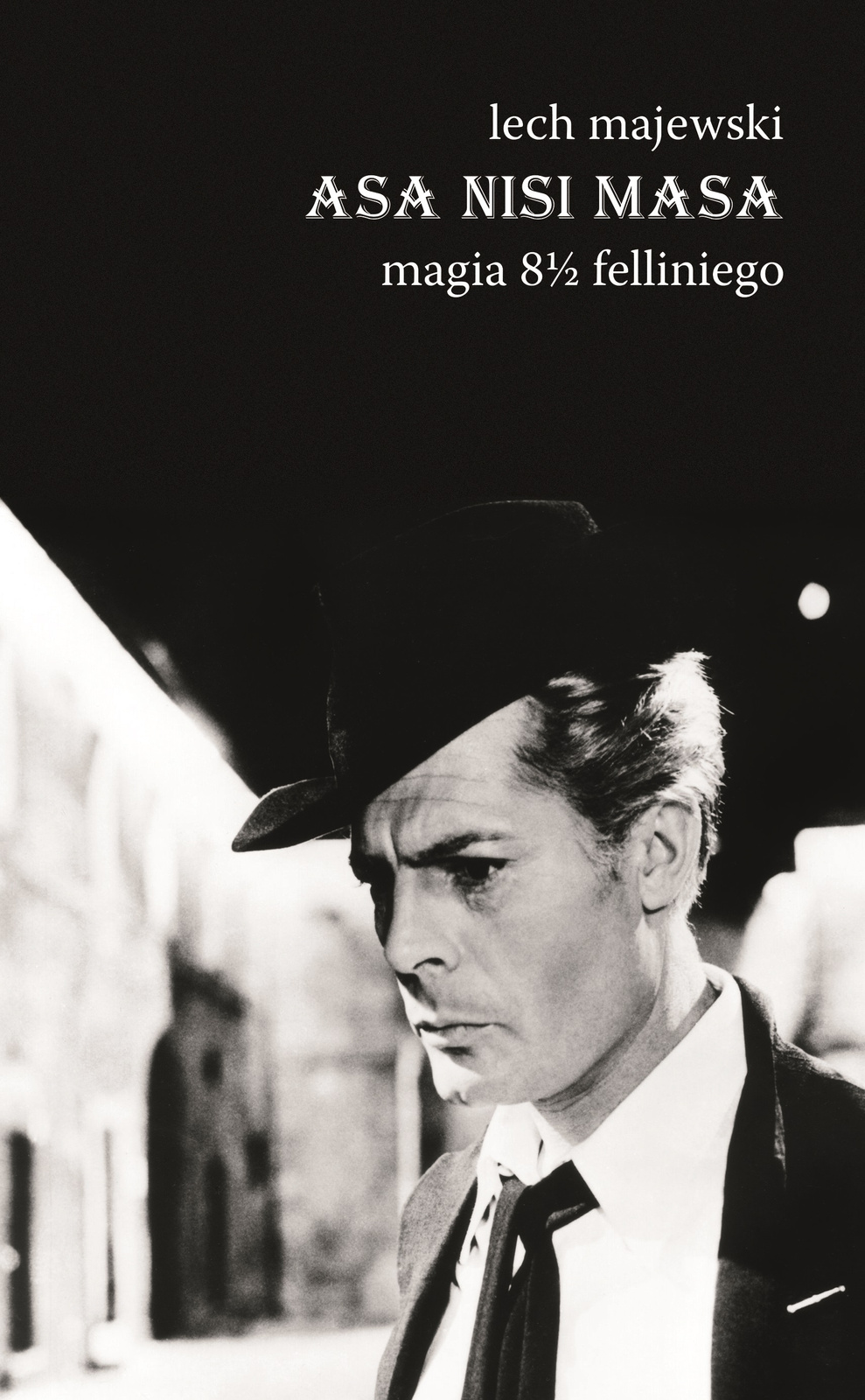 Asa nisi masa. Magia 8 1/2